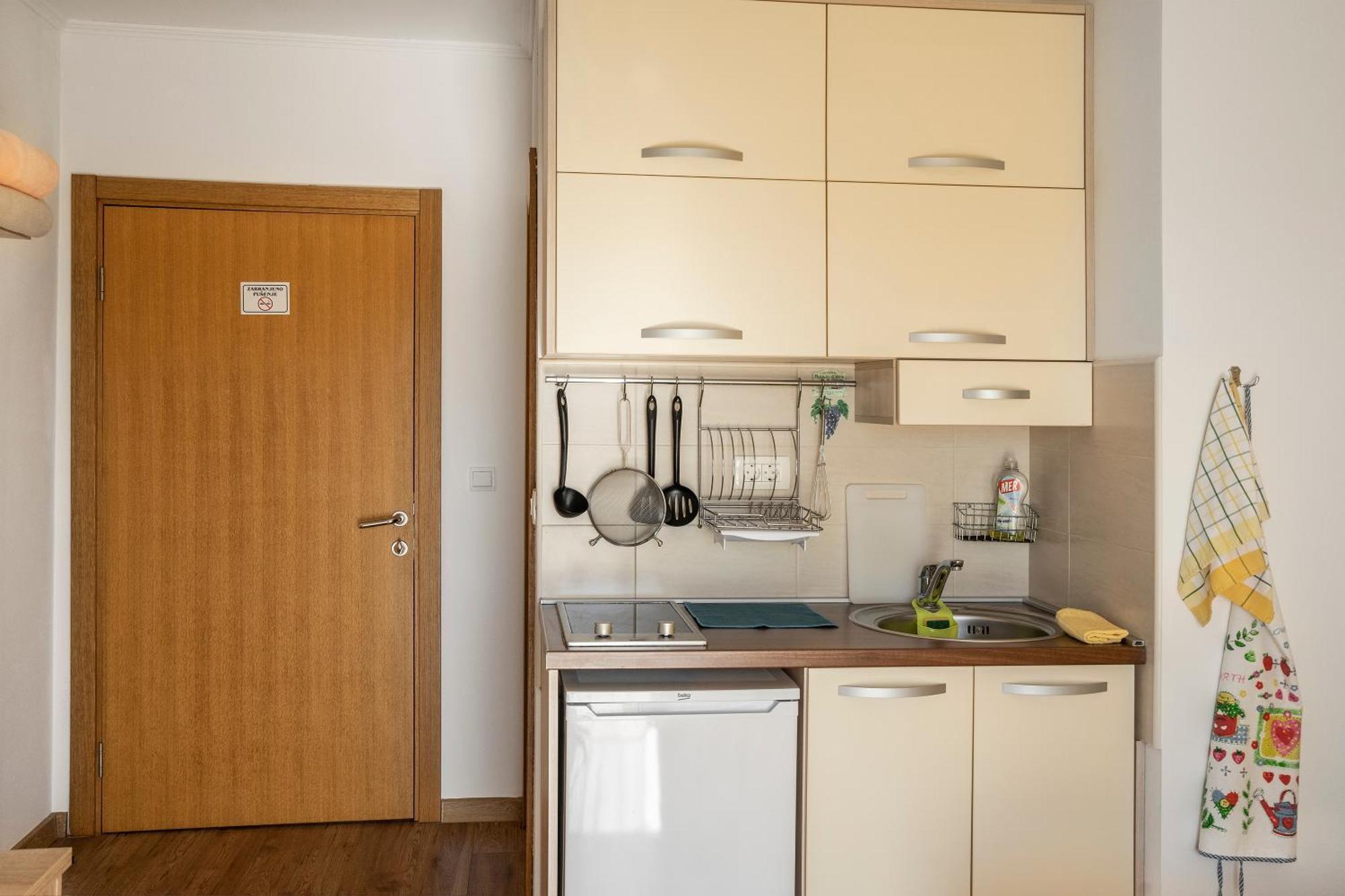 Apartments Viktoria Tivat Zewnętrze zdjęcie