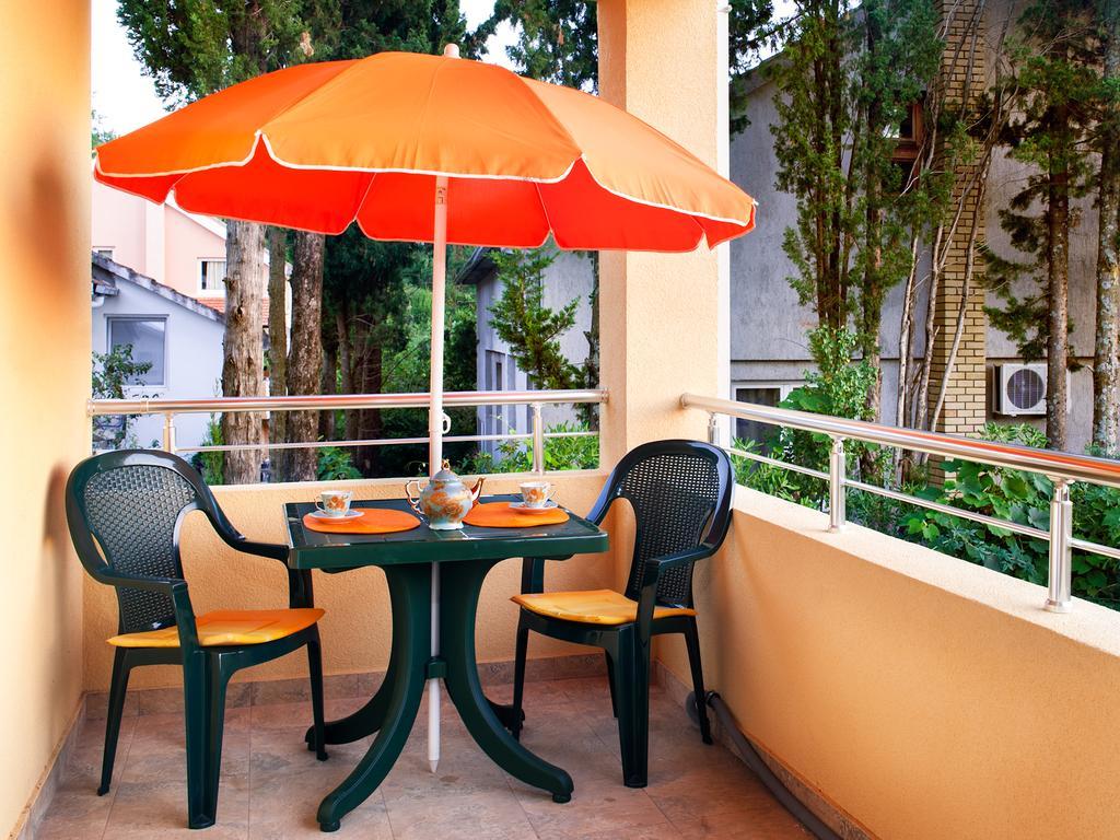 Apartments Viktoria Tivat Zewnętrze zdjęcie
