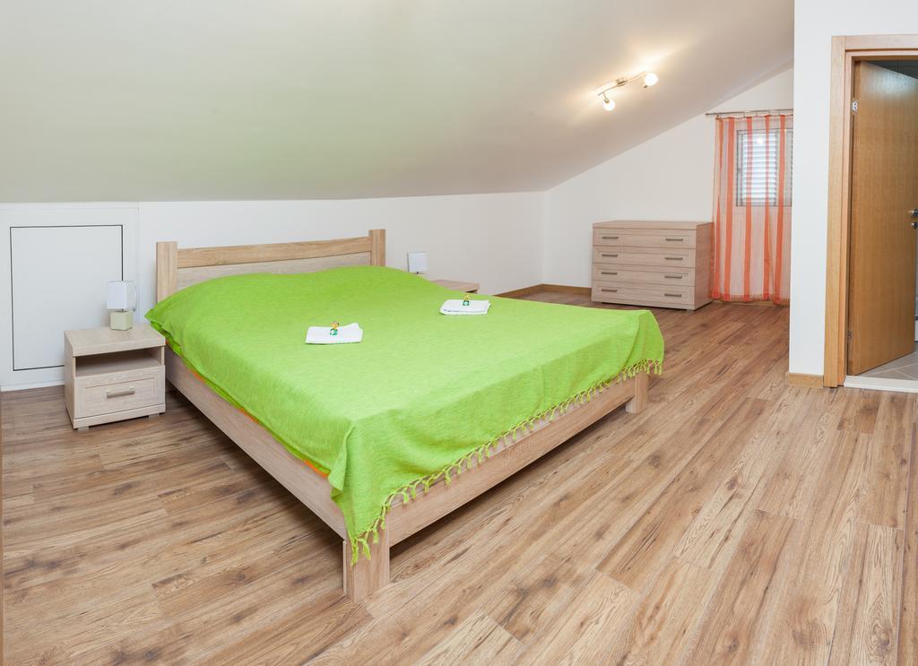 Apartments Viktoria Tivat Zewnętrze zdjęcie