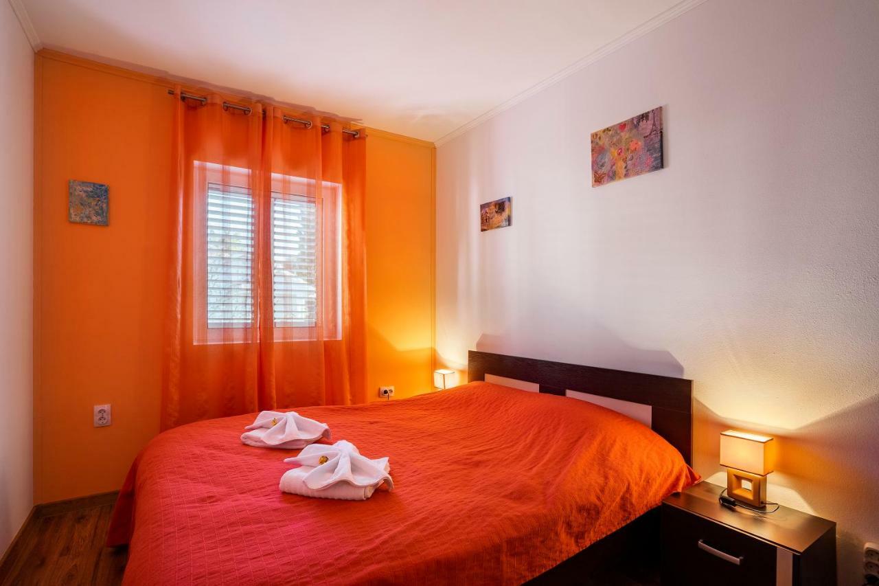 Apartments Viktoria Tivat Zewnętrze zdjęcie